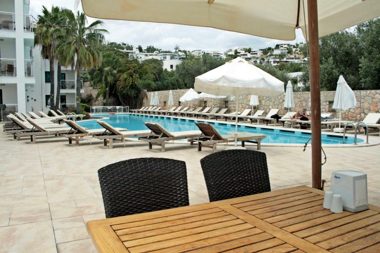 Costa Queen Suites Gümbet Eksteriør bilde